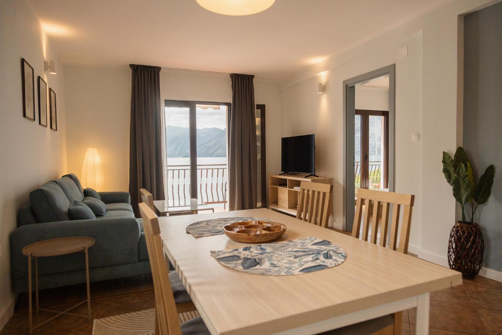 Apartments Djurovic Kotor Luaran gambar