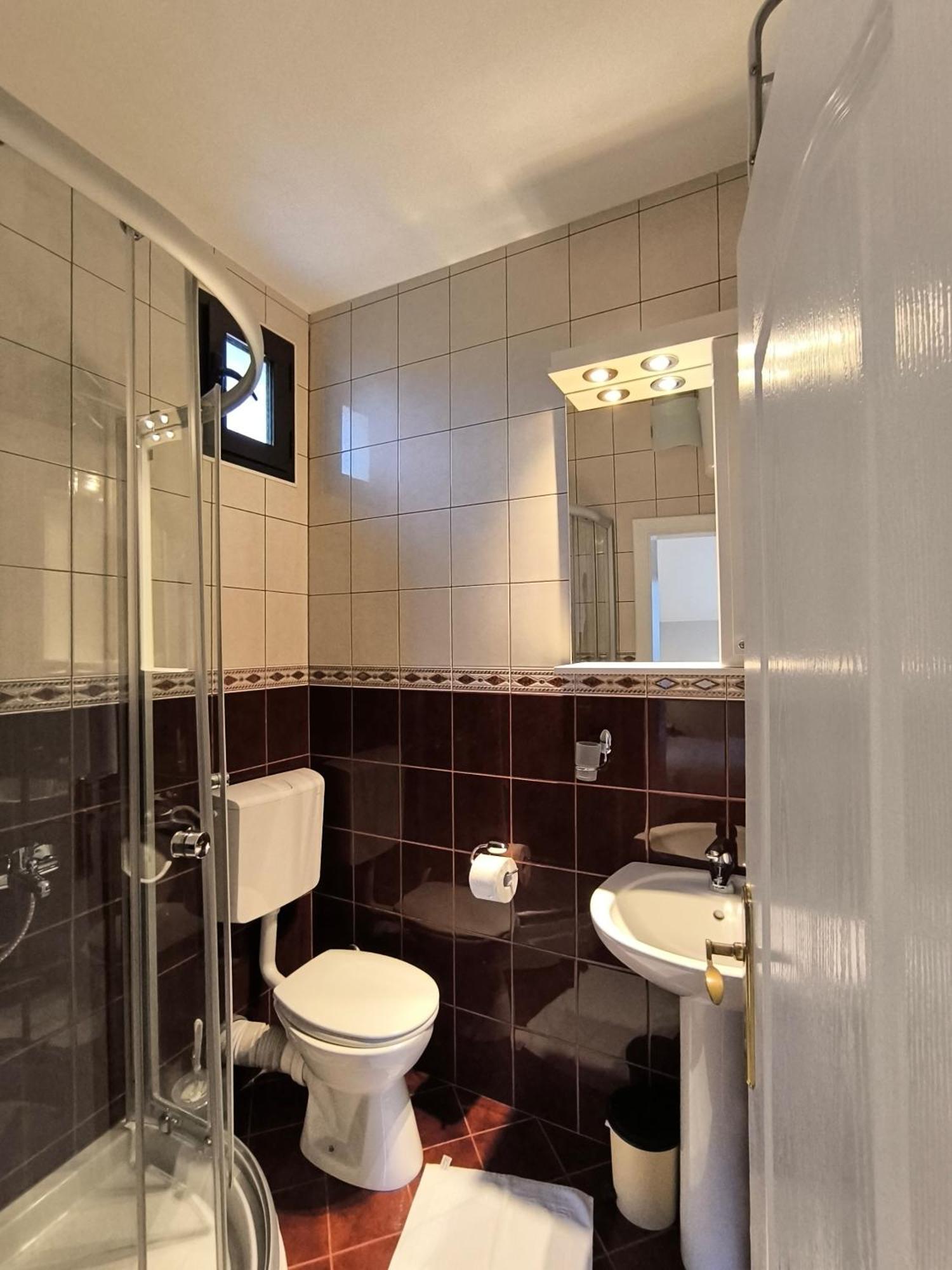 Apartments Djurovic Kotor Luaran gambar